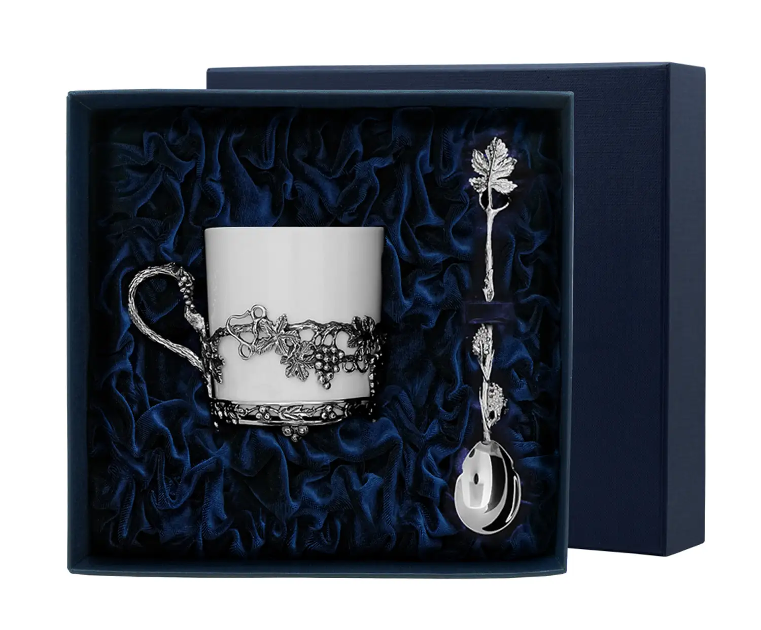 набор чашка чайная симфония ложка из серебра Набор чайная чашка Виноград: ложка, чашка (Серебро 925)