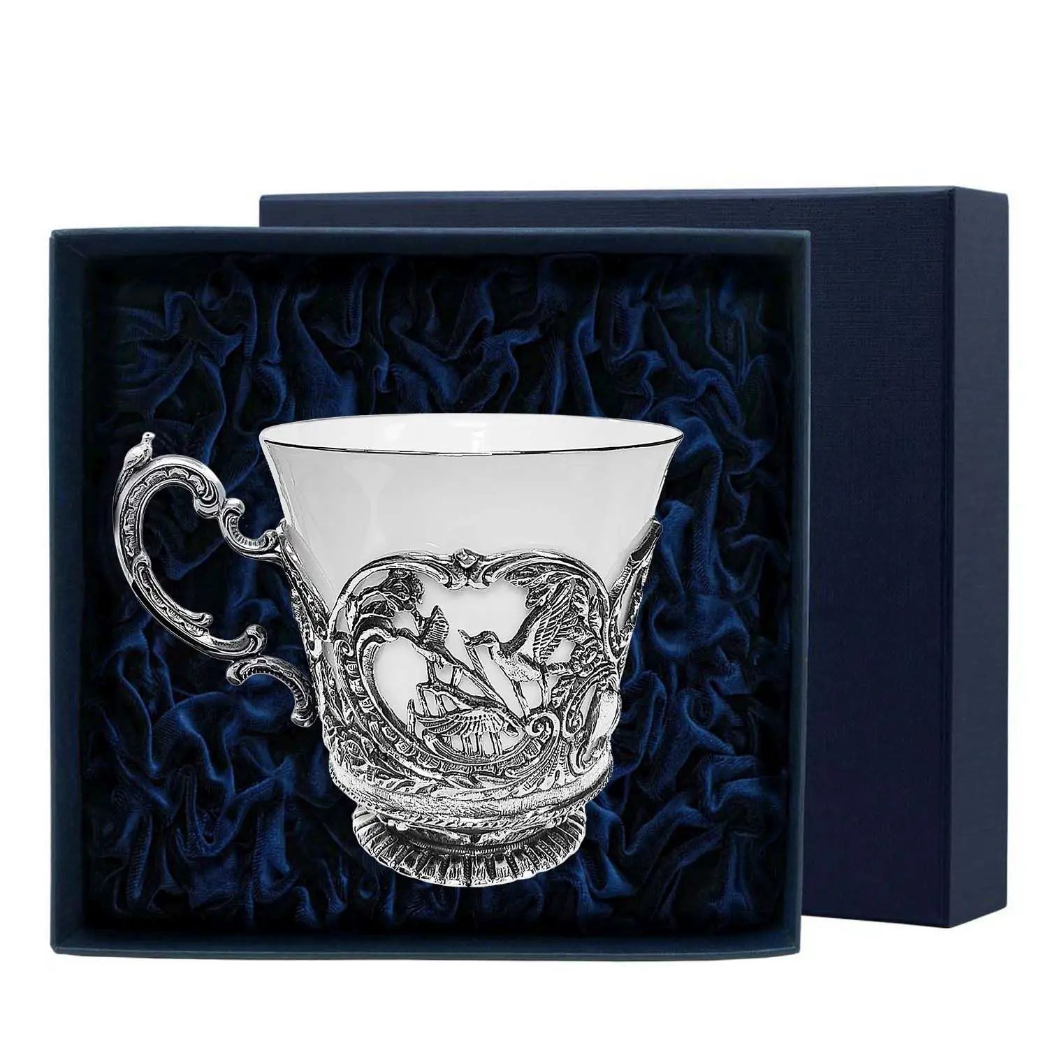 Чашка чайная Королевская охота с чернением (Серебро 925)