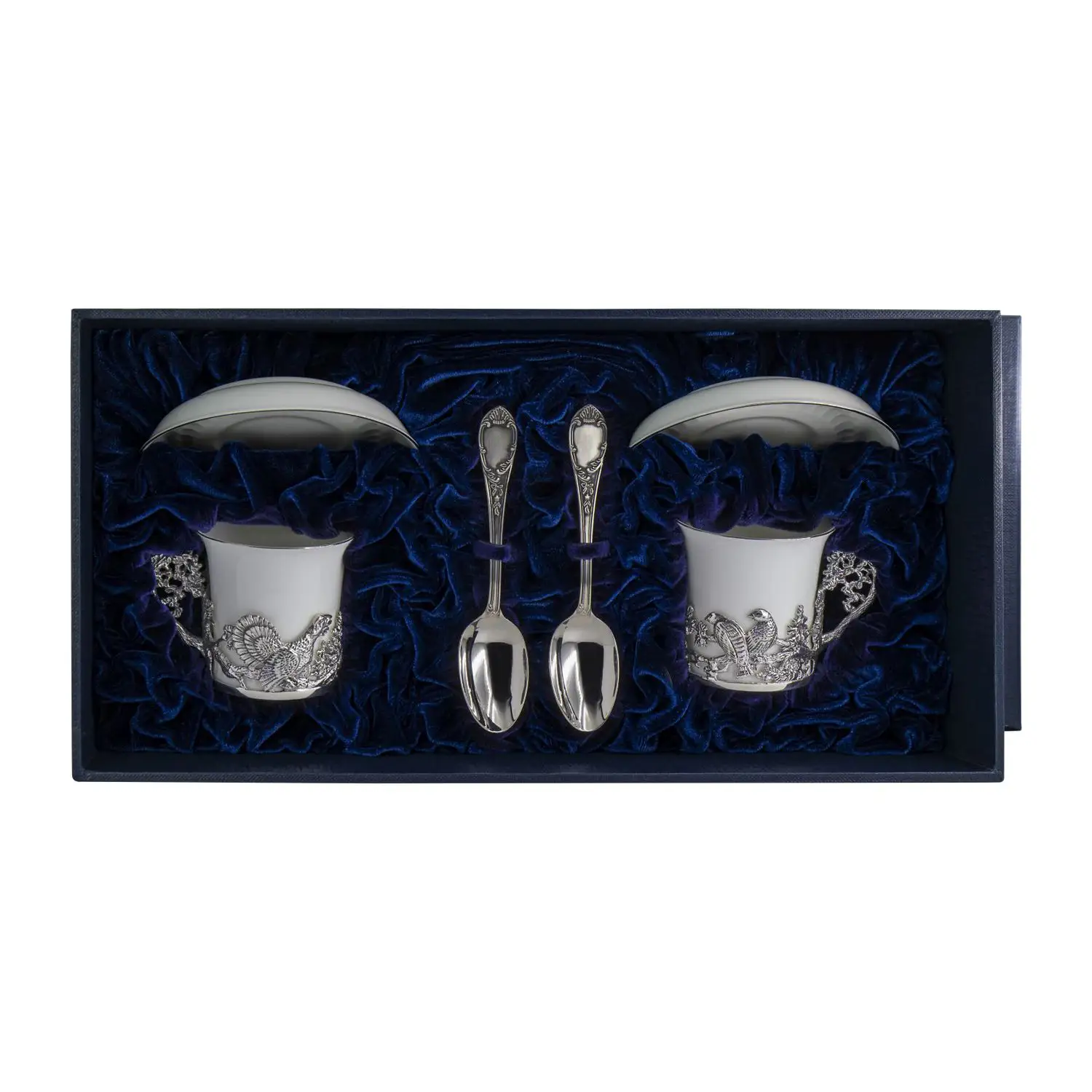 Набор кофейных чашек Глухарь: блюдце, ложка, чашка (Серебро 925) набор чашек кофейных глухарь ложки из серебра 4 предмета