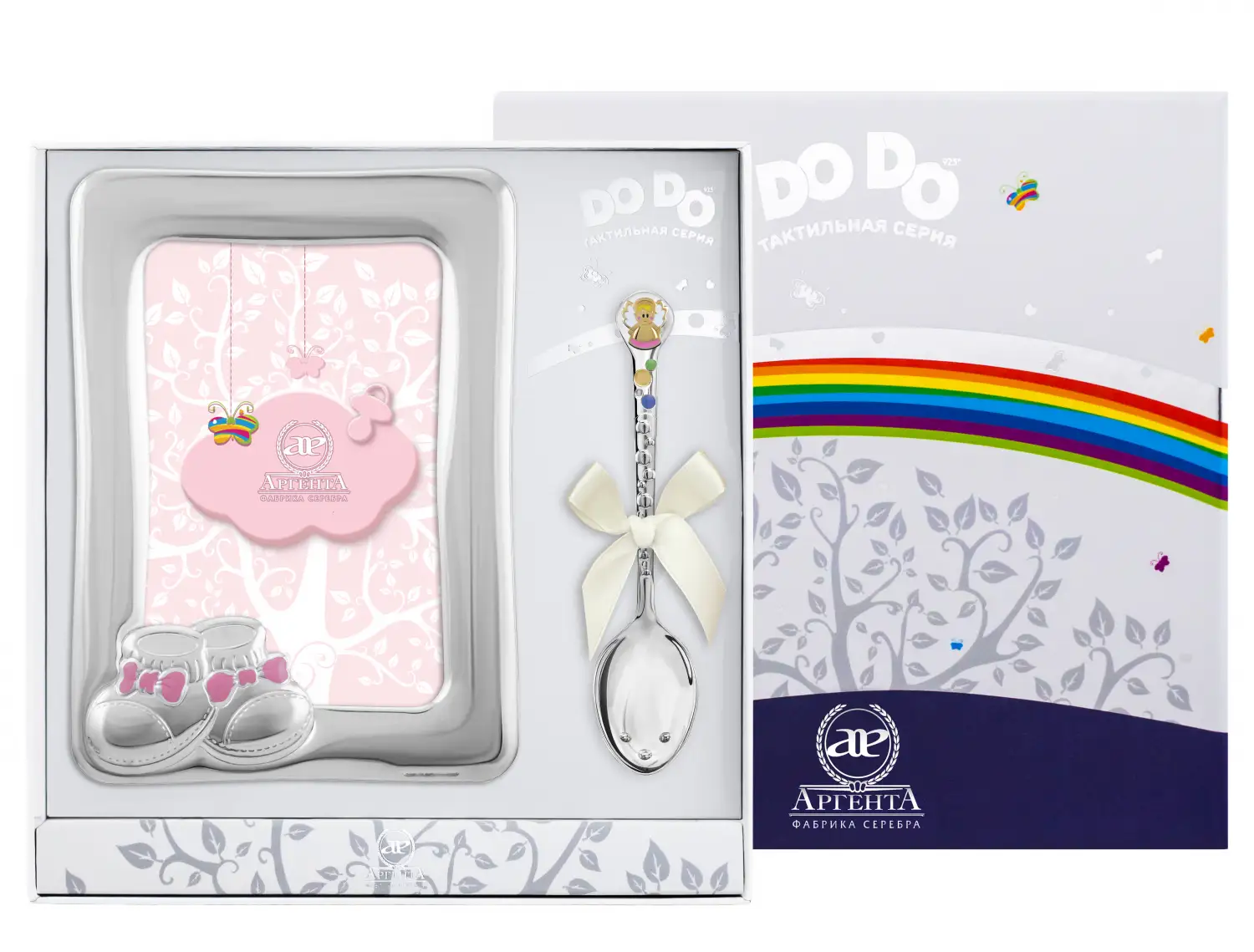 Набор детский DODO Ангелочек: ложка и рамка с позолотой и с эмалью (Серебро 925) набор детский тактильный мишка ложка и рамка розовая с эмалью
