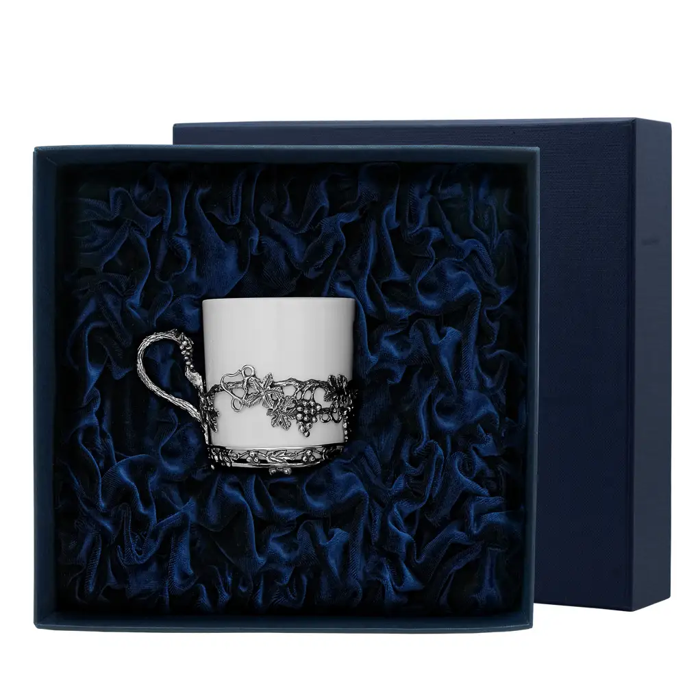 Чашка кофейная Виноград с чернением (Серебро 925) чашка кофейная розалия с чернением серебро 925