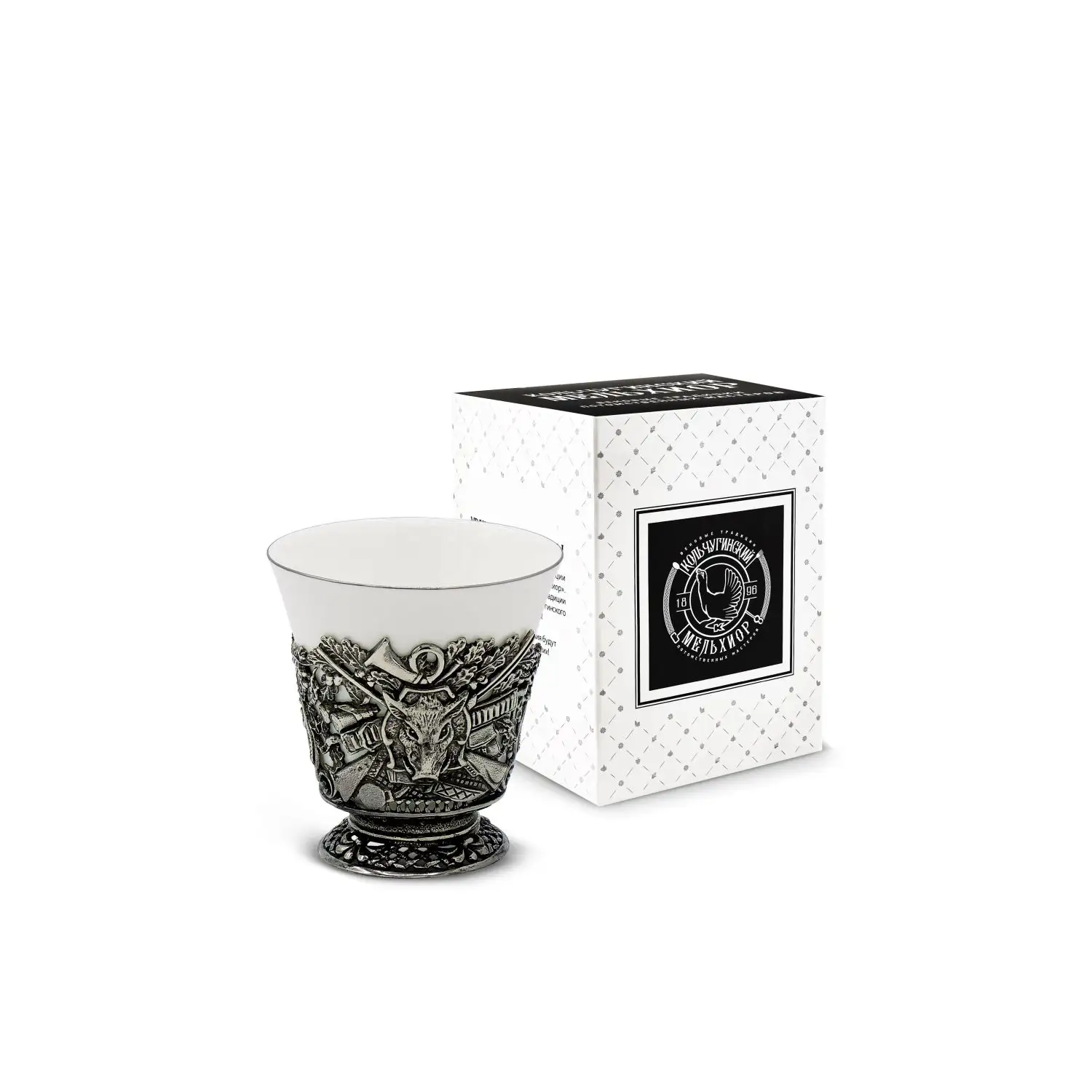 Чашка чайная Кабан мельхиоровая с чернением салфетница бабочки мельхиоровая с чернением