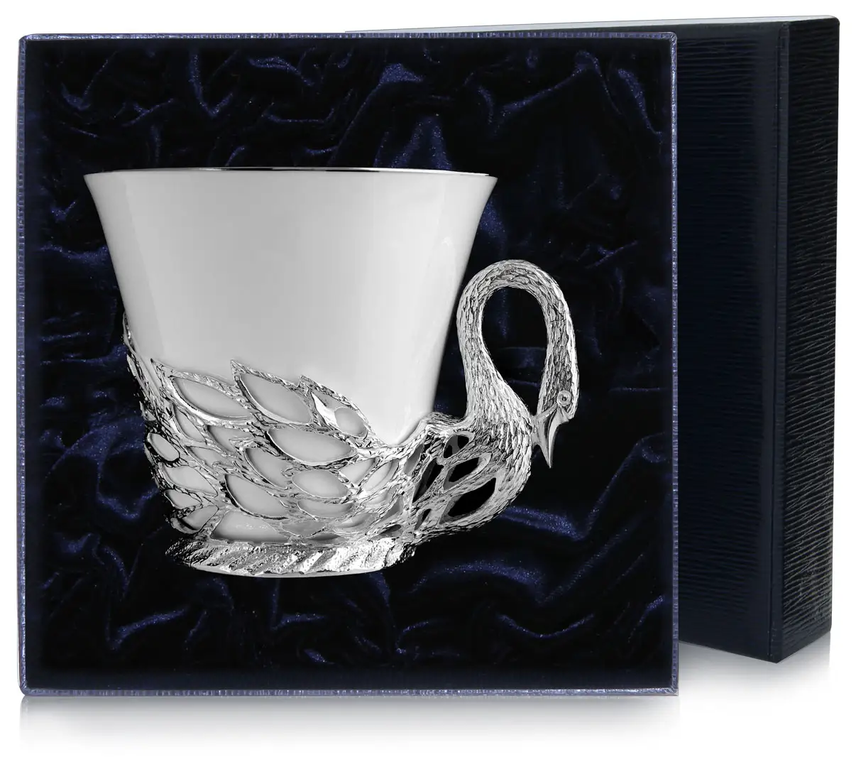 Чашка чайная Лебедь (Серебро 925) чашка чайная из янтаря императрица с ложкой серебро