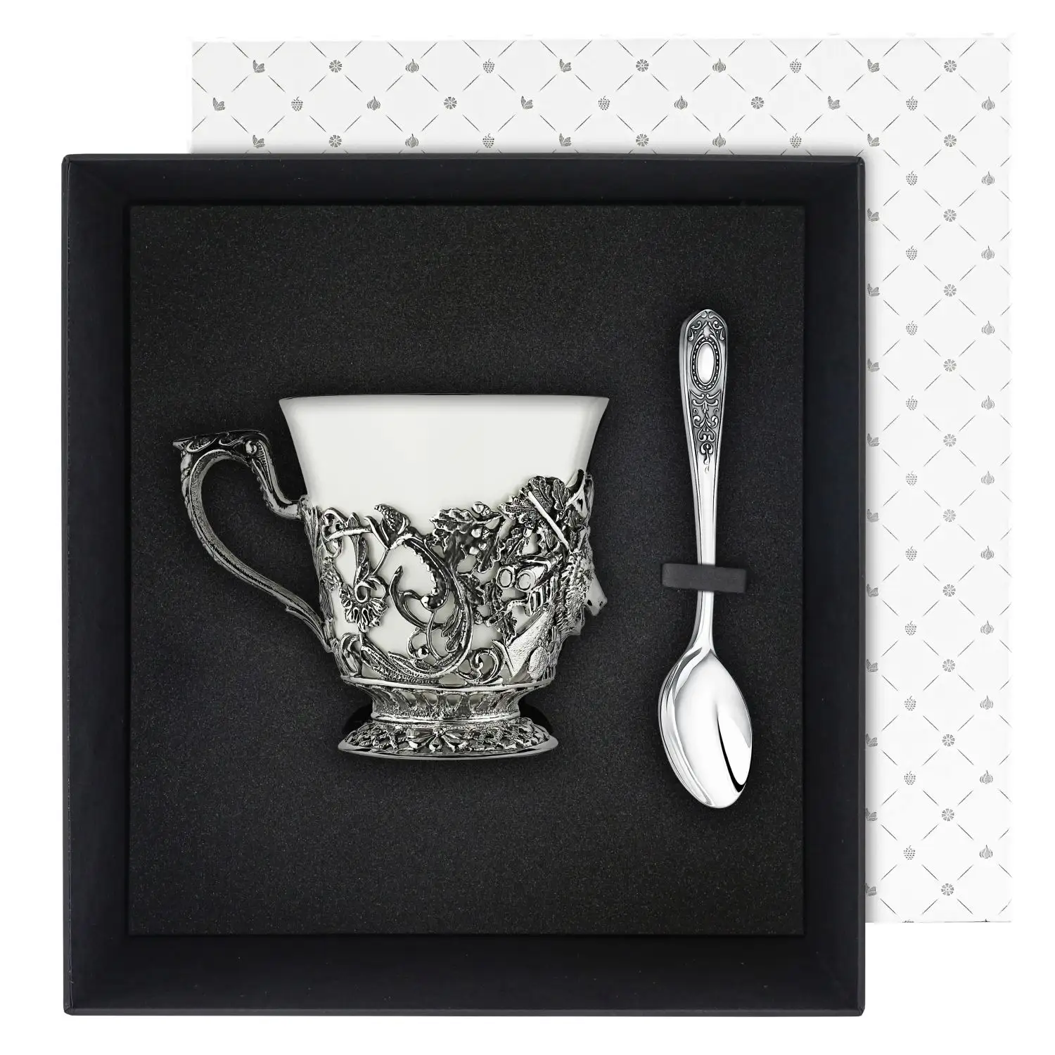 Набор чайная чашка Медведь: ложка, чашка посеребренный с чернением набор чайная чашка ромашки ложка чашка посеребренный с чернением