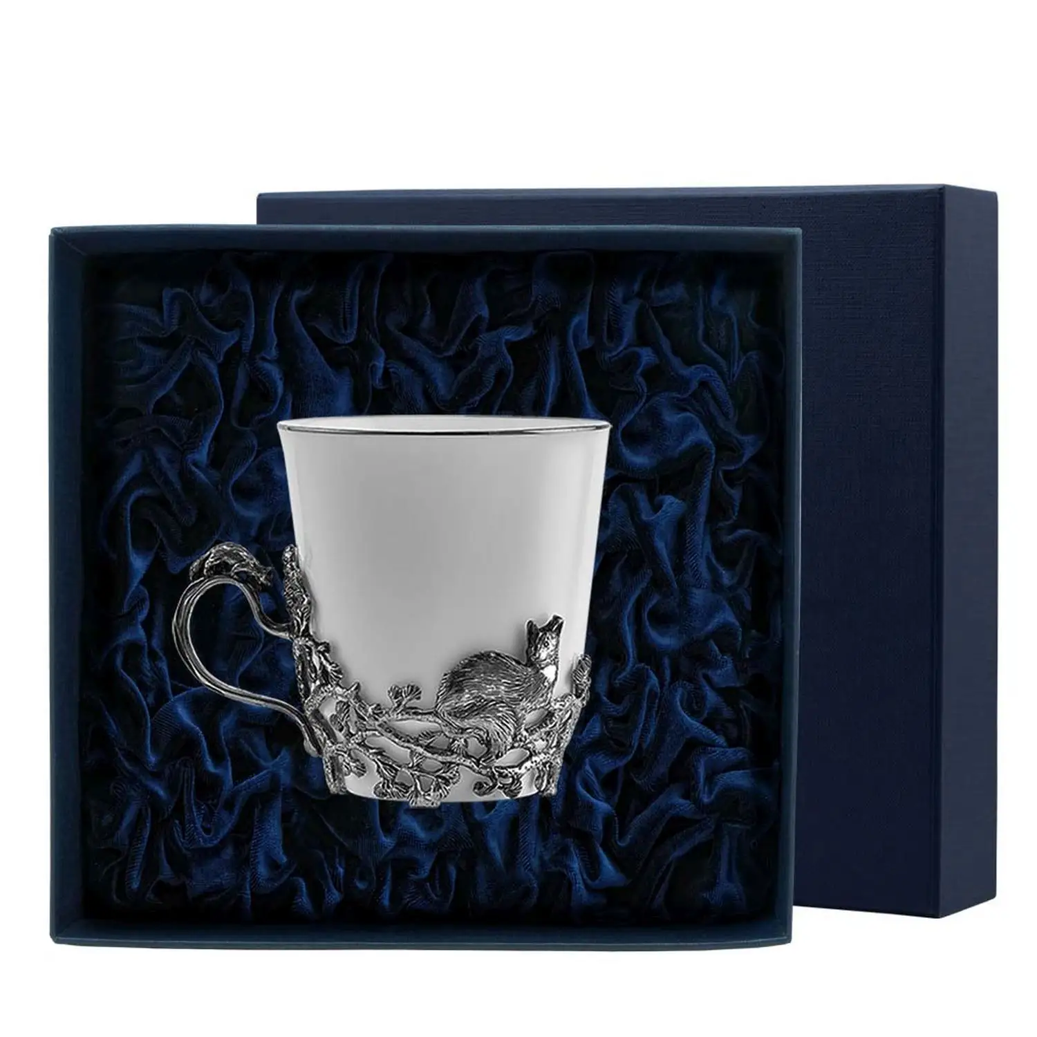 Чашка чайная Куница с чернением (Серебро 925) чайная чашка летняя стрекоза из янтаря с ложечкой серебро