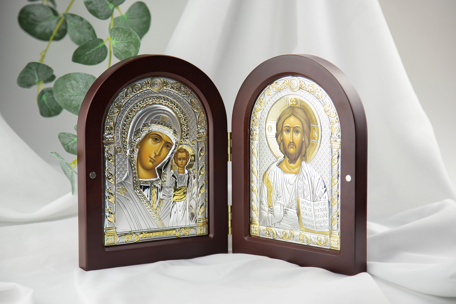 Какие иконы обязательно должны быть дома